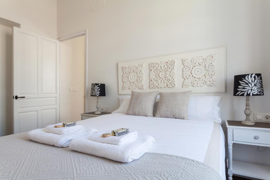 Stunning Boutique - Space Maison Apartments 세비야 외부 사진