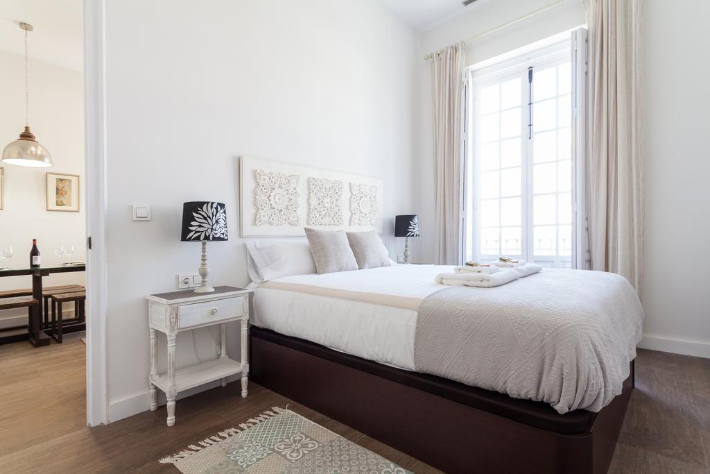 Stunning Boutique - Space Maison Apartments 세비야 외부 사진