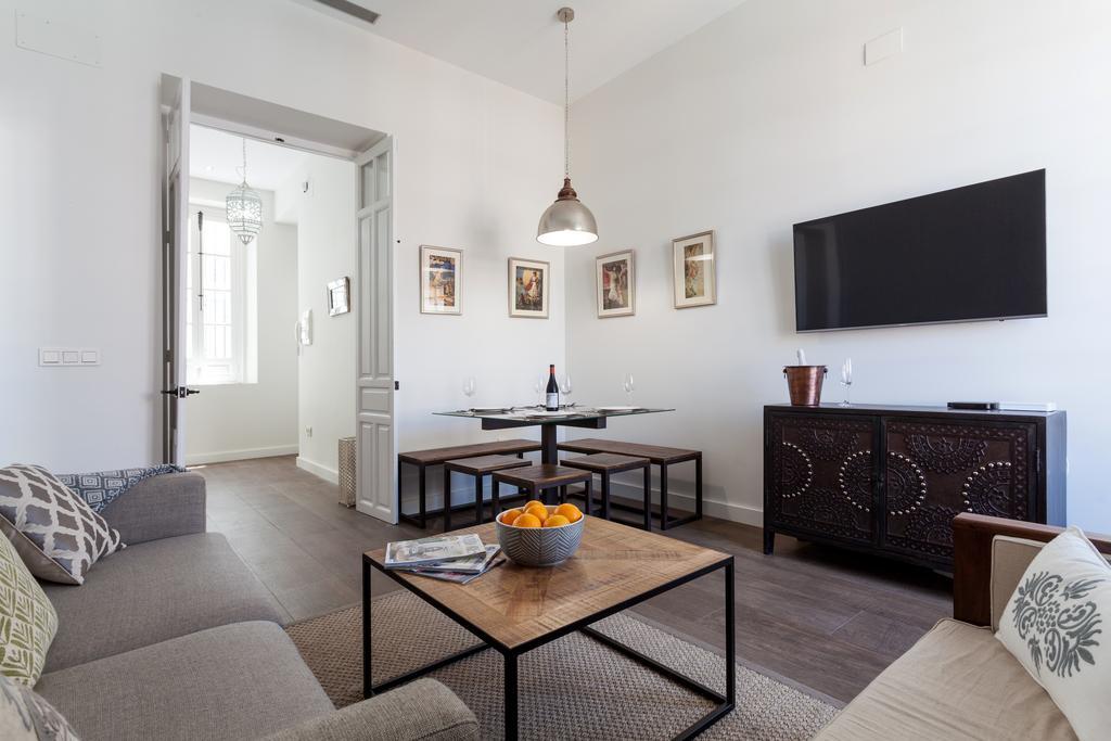 Stunning Boutique - Space Maison Apartments 세비야 외부 사진