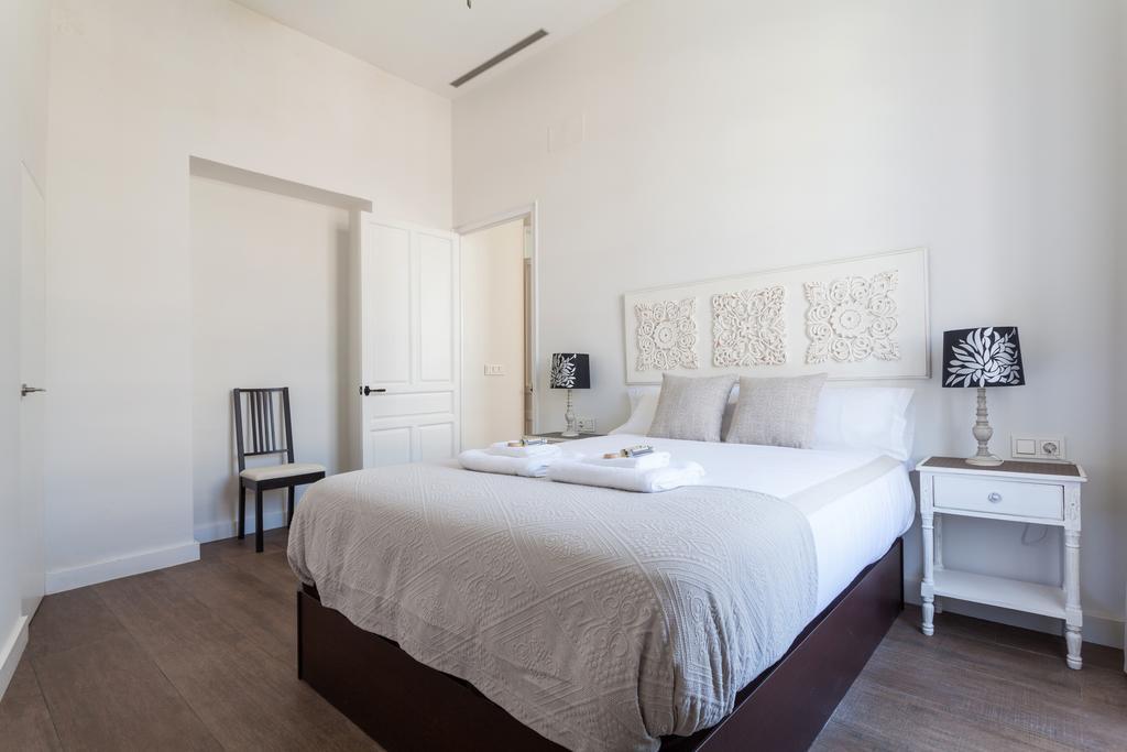 Stunning Boutique - Space Maison Apartments 세비야 외부 사진